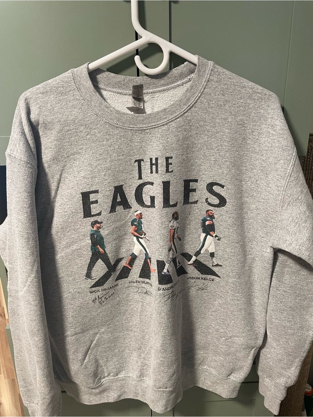 Gildan Grey Heavy Blend Crewneck Sweatshirt